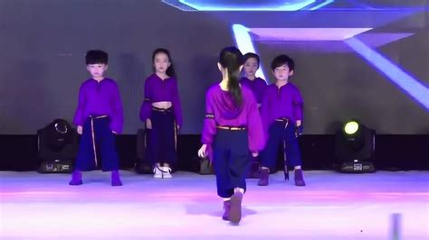 六一幼儿舞蹈《大中国》儿童节舞蹈视频_腾讯视频