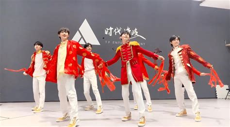 TNT时代少年团图片