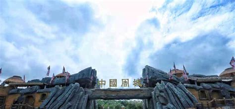 江西“最惨”景区，频频被游客吐槽，却位列“世界双冠”游客爆满|游客|旅游景点|龙虎山_新浪新闻