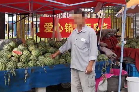 路过“爱心销售西瓜点”起贪心 滁州一男子往返数趟偷瓜500斤_凤凰网视频_凤凰网