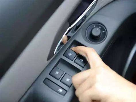 丰田皇冠空调如何设置，皇冠空调使用方法-妙妙懂车