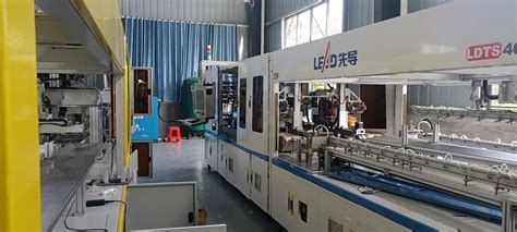 焊接机器人,弧焊机器人,自动化焊接_无锡精耐驰机械制造有限公司