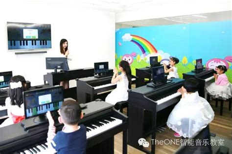 电钢琴教室 数码钢琴教室 钢琴实训室 电子键盘乐器教室_腾讯视频