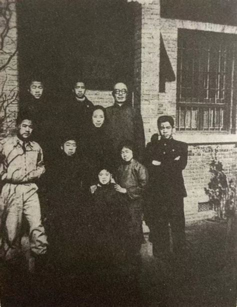 再现72年前的历史细节：上海解放亲历者档案资料入藏上海市档案馆