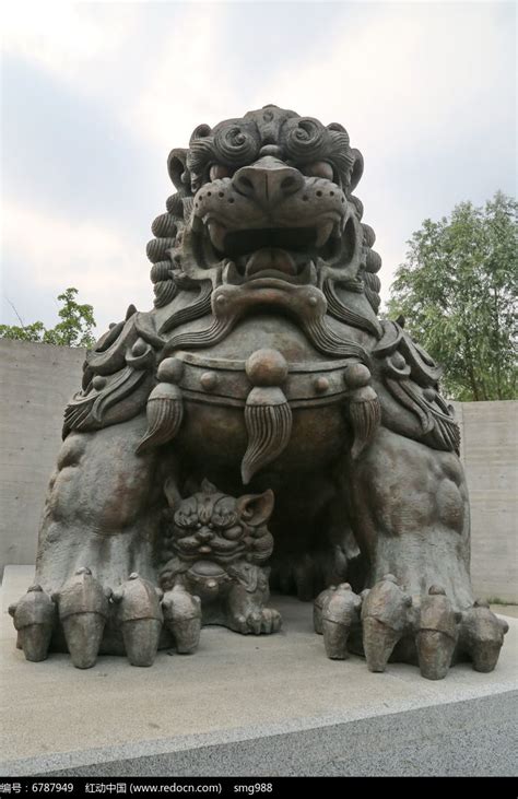 石雕威严的狮子神兽高清图片下载_红动中国