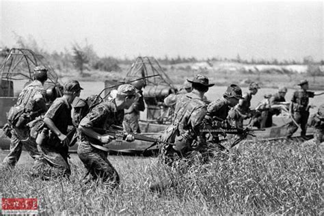 越战美军暴行，用春药对付越南女俘虏，至今美国人羞于提起|美军|美国|越南_新浪新闻