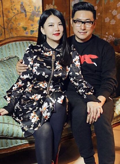 王岳伦李湘离婚 12年婚姻走到尽头一家三口曾幸福甜蜜_新浪图片