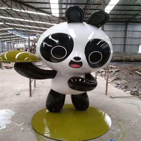 商场卡通熊猫玻璃钢雕塑-方圳雕塑厂