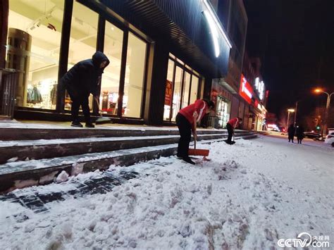 内蒙古局地遭遇特大暴雪 积雪最深达43厘米-天气图集-中国天气网