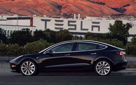 新款特斯拉Model S最快将在下周发布-硬蛋网