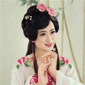 男女反串婚纱照怎么拍 有哪些创意 - 中国婚博会官网