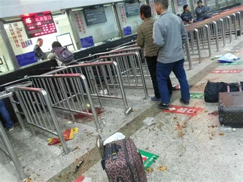 昆明火车站暴恐案3名罪犯被执行死刑_手机新浪网