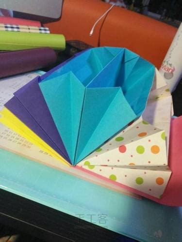 折纸钱包的叠法 一款简单纸钱包的折法图解╭★肉丁网