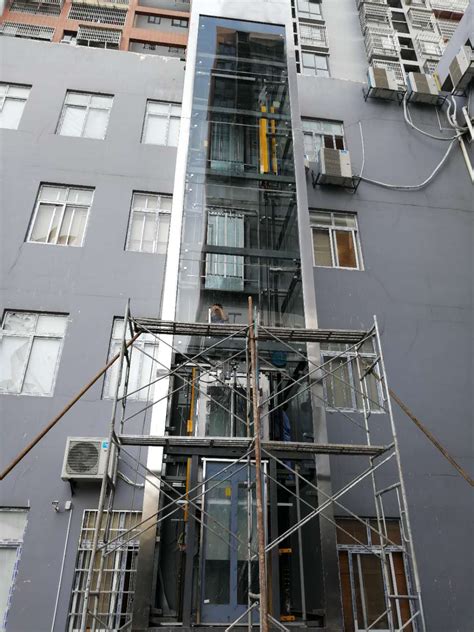 首台旧楼加装电梯落户湖北京山县