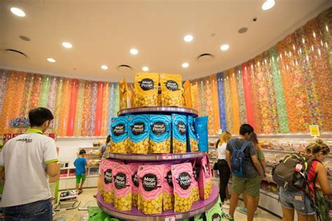 细数世界上最梦幻的糖果店_山东频道_凤凰网