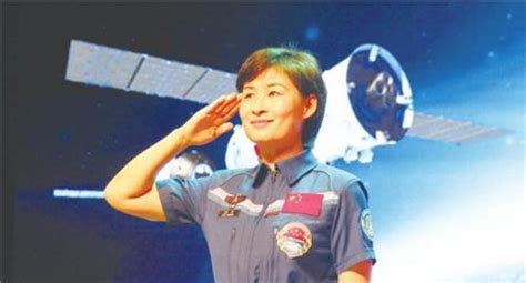 中国首位进入太空的女航天员，落地后就销声匿迹，原因令人心疼__财经头条