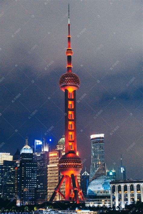 上海东方明珠夜景夜游摄影图高清摄影大图-千库网