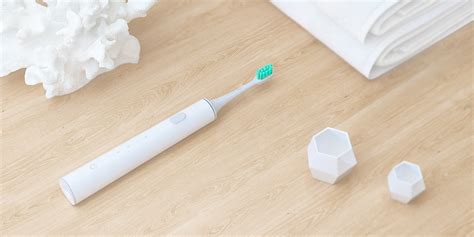时尚电动牙刷 - 中高端电动牙刷 - 设计易