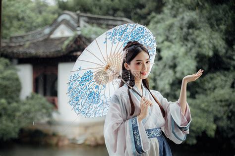 汉服女子写真图片