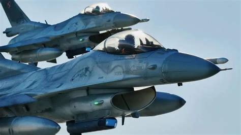 乌克兰接收90架F-16，俄军拥有先进的苏-35，为何还应对吃力？