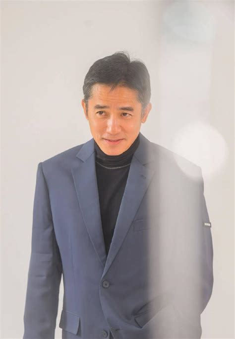 梁朝伟获第16届亚洲电影大奖-上游新闻 汇聚向上的力量