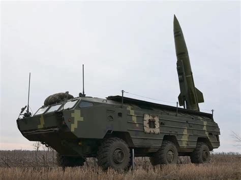 “圆点-U”战术导弹，具备高精确打击性能，乌克兰的致命武器！|致命武器|圆点|战术导弹_新浪新闻