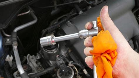 发动机气门间隙检测与调整方法（图解） - 汽车维修技术网