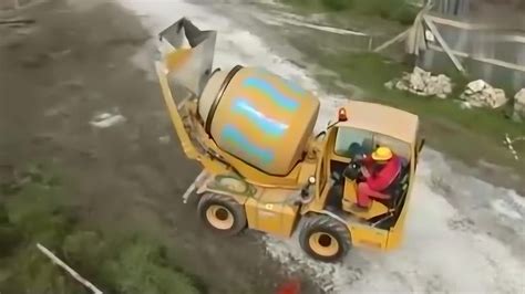 儿童工程车动画水泥罐车被卡在断桥上挖掘机紧急救援_腾讯视频