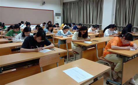 国际教育学院泰语社举行泰语书写比赛-南宁师范大学