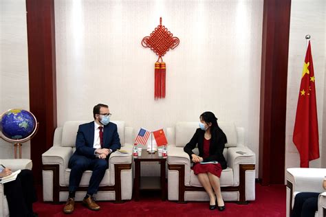 美国驻武汉总领事馆领事Joel Christensen一行来访-华中农业大学国际合作与交流部