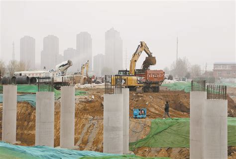 文峰北路提升改造 项目加快施工建设
