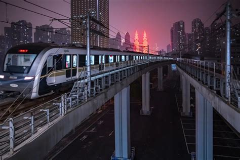 武汉打造国家级轨道交通基地，创新驱动千亿新城，产学研深度融合|新城|轨道交通|基地_新浪新闻