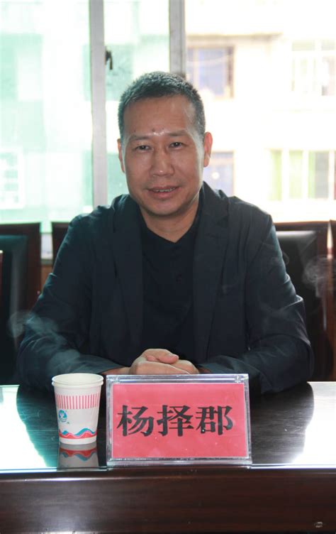 刘永昌副局长带队看望我会“1+1”法律援助律师李天湖 - 协会动态 - 惠州律师协会