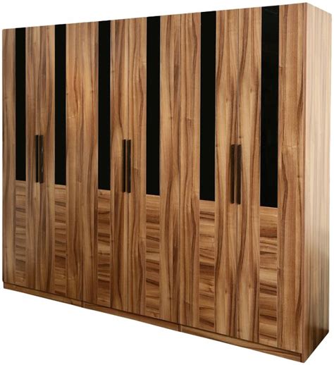定制衣柜，颗粒板🆚多层板🆚顺芯板🆚杉木板，哪个环保？ - 知乎