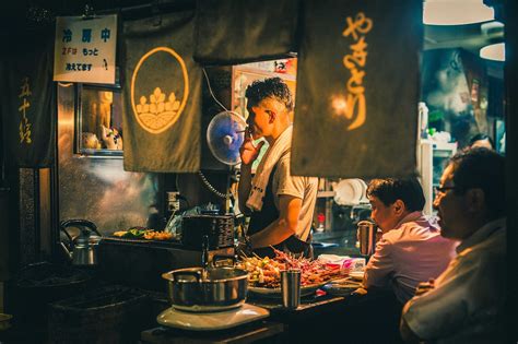 《深夜食堂》导演谈选角：就是要和小林薰不一样_手机凤凰网