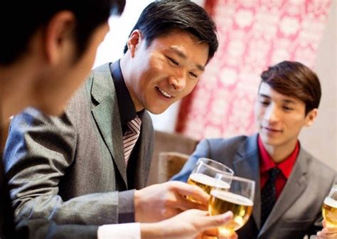 酒知识︱喝酒的十大误区-中国酒业协会