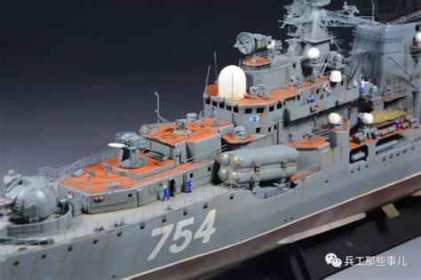 第二代导弹驱逐舰（中华现代） - 江南造船（集团）有限责任公司