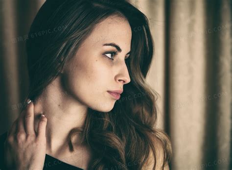 俄罗斯甜美女生头像图文