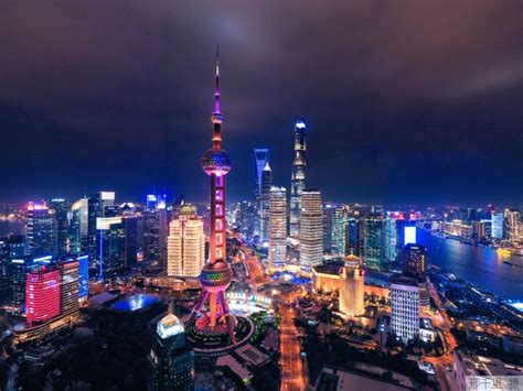 一图读懂2021上海产业技术创新发展报告：拥有超2万家高新技术企业 | 上海有个数|界面新闻