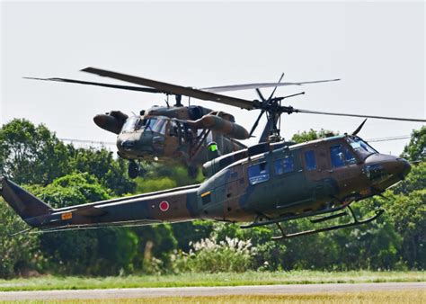 陸上自衛隊 Fuji UH-1J 41875 目達原駐屯地 航空フォト | by がいなやつさん 撮影2019年10月06日