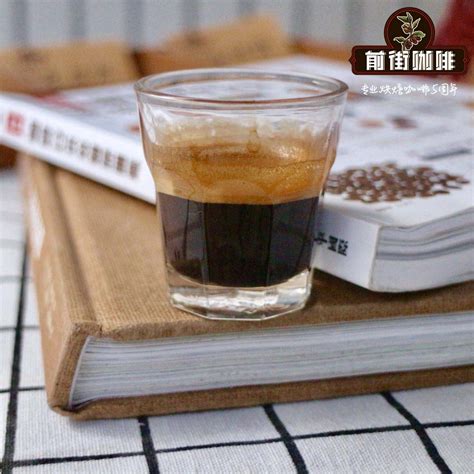冰拿铁、冰卡布奇诺创意咖啡配方分享 浓缩咖啡创意饮品教学 中国咖啡网