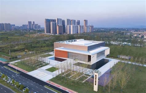 武汉新洲 · 万总设计 - 实景案例 - 武汉半岛筑屋科技有限公司