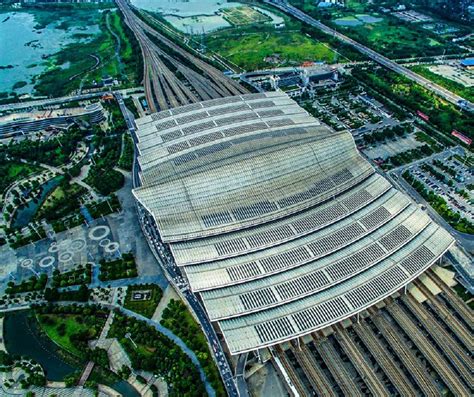 航拍武汉站，造型独特，曾被评为“全球最美建筑”