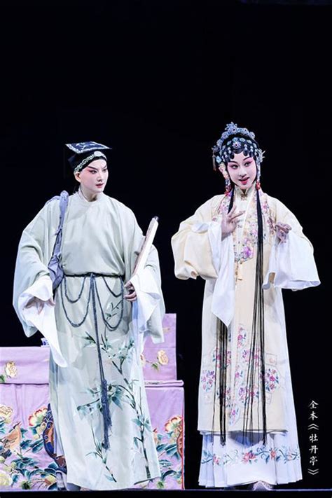 纪念文学巨匠汤显祖逝世400周年：昆剧《牡丹亭》首尔演出大获成功