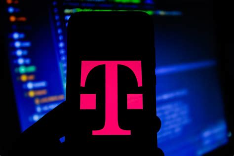 美国运营商 T-Mobile 被曝开始向广告商出售用户网络和应用数据__财经头条