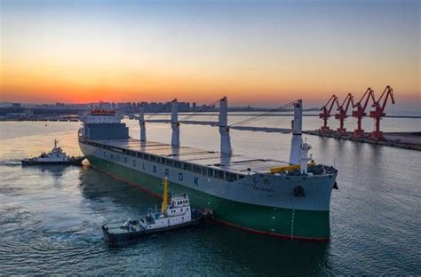 世界载重吨位最大的多用途重吊船“泰兴”轮首航烟台港-港口网