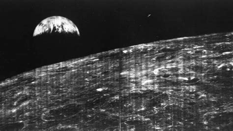 月球的表面近景和传回的月球真实声音-直播吧zhibo8.cc