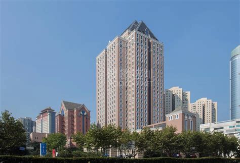 上海徐汇区写字楼出租/办公楼租赁/圣爱广场-搜楼选址