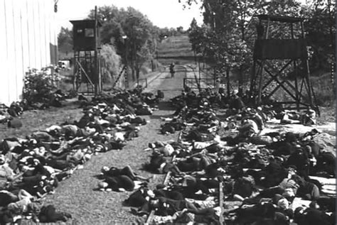 老照片：1939年-1940年，纳粹集中营里犹太难民的7张珍贵照片