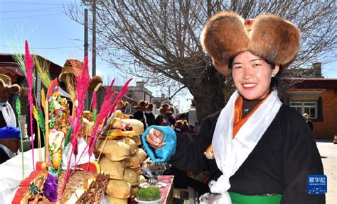 2023年藏历水兔新年联欢晚会于2月20日晚在拉萨举行_手机新浪网